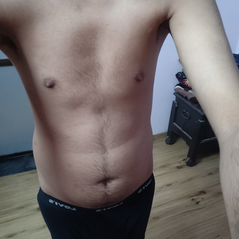 Mr_hottiee121 Chatroom