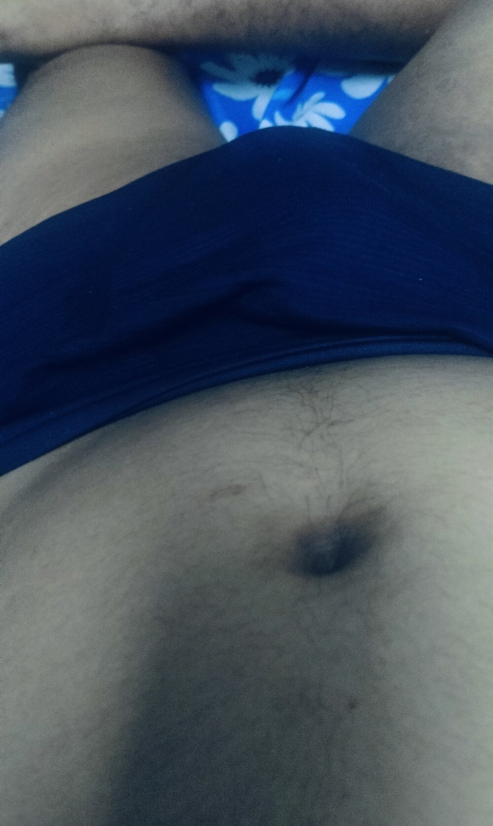 Mumbai_Boy1@xh Chatroom