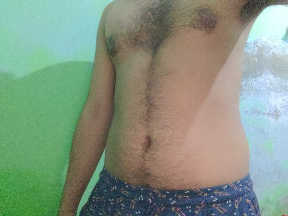 MyBigDick100@xh Chatroom
