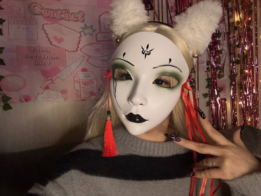 MysticYumiko Chatroom