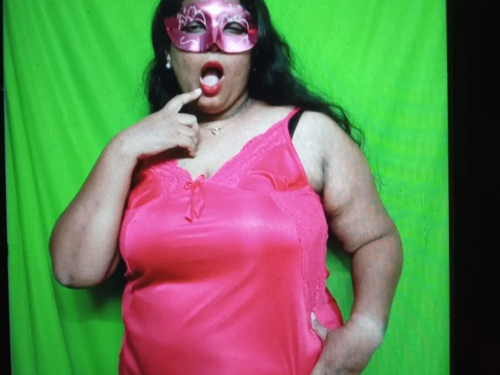 NEHA_BOMB Chatroom