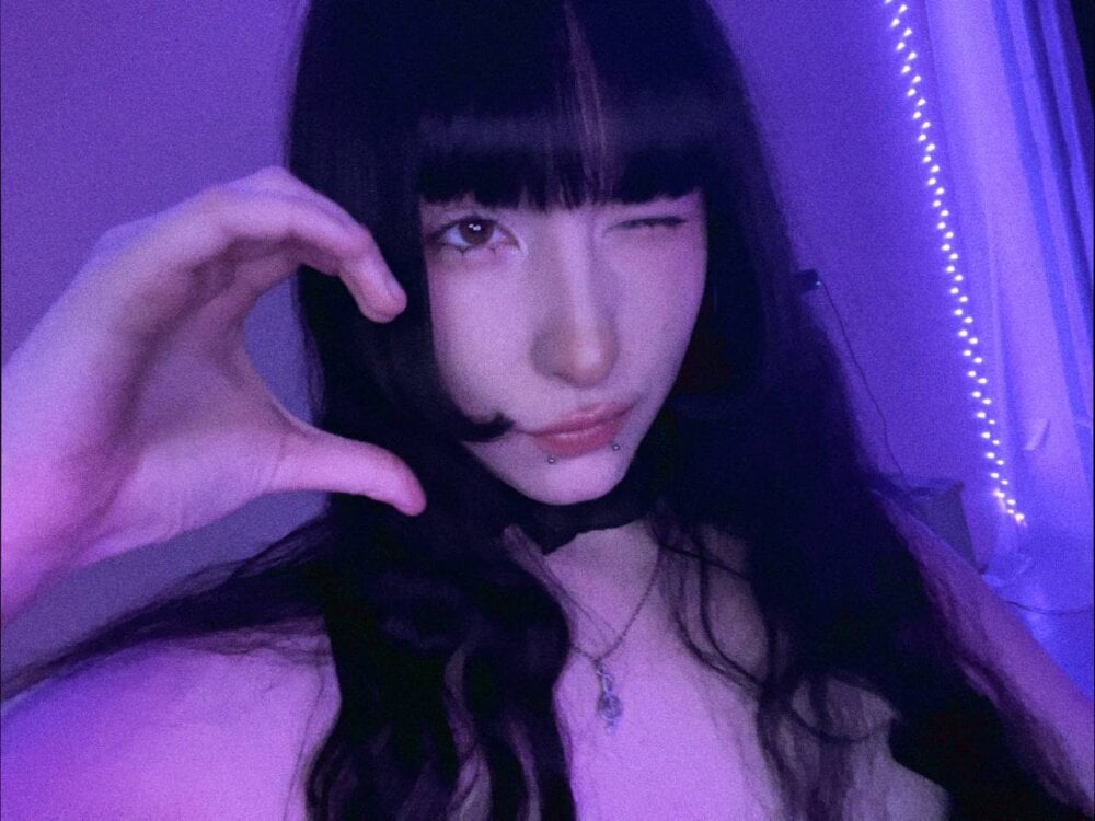 NaemiiBlush Chatroom