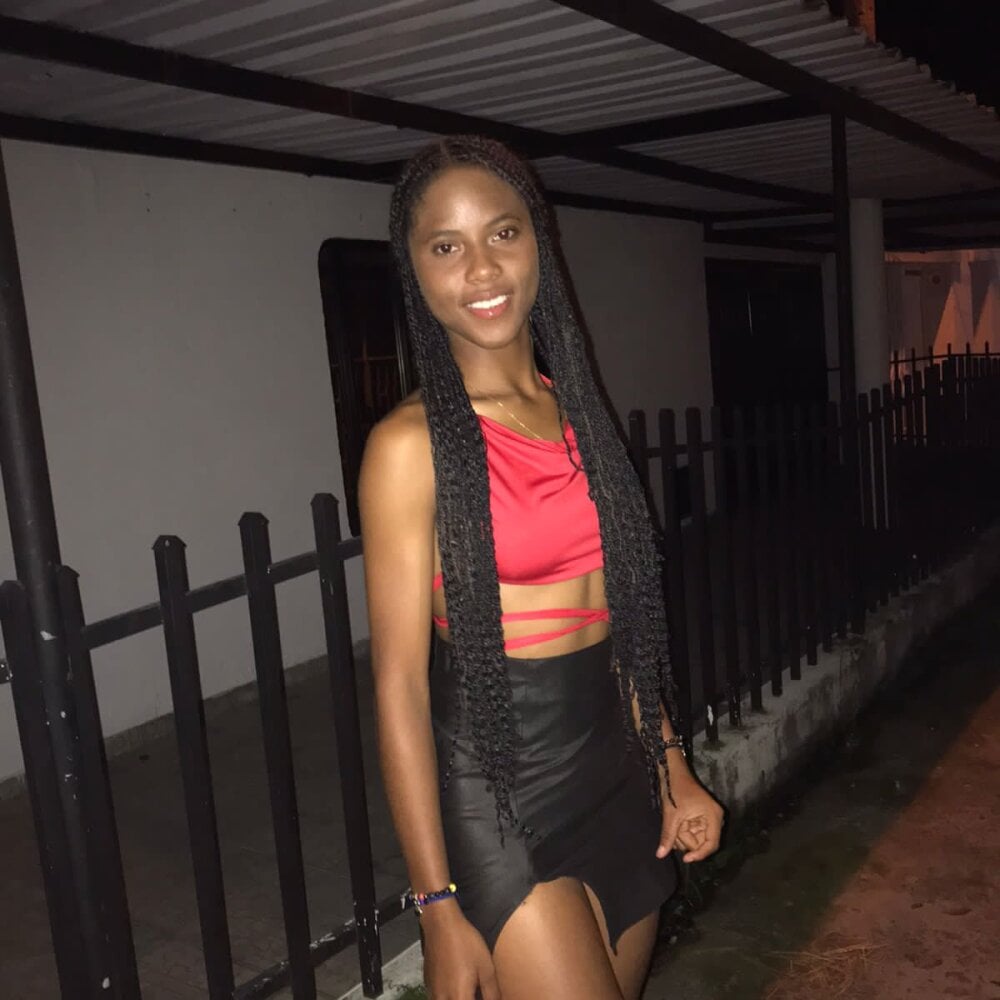 Nahomi_vidal Chatroom