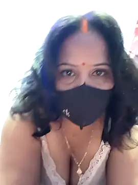 Naina-999 Chatroom