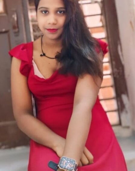 Naina_04 Chatroom