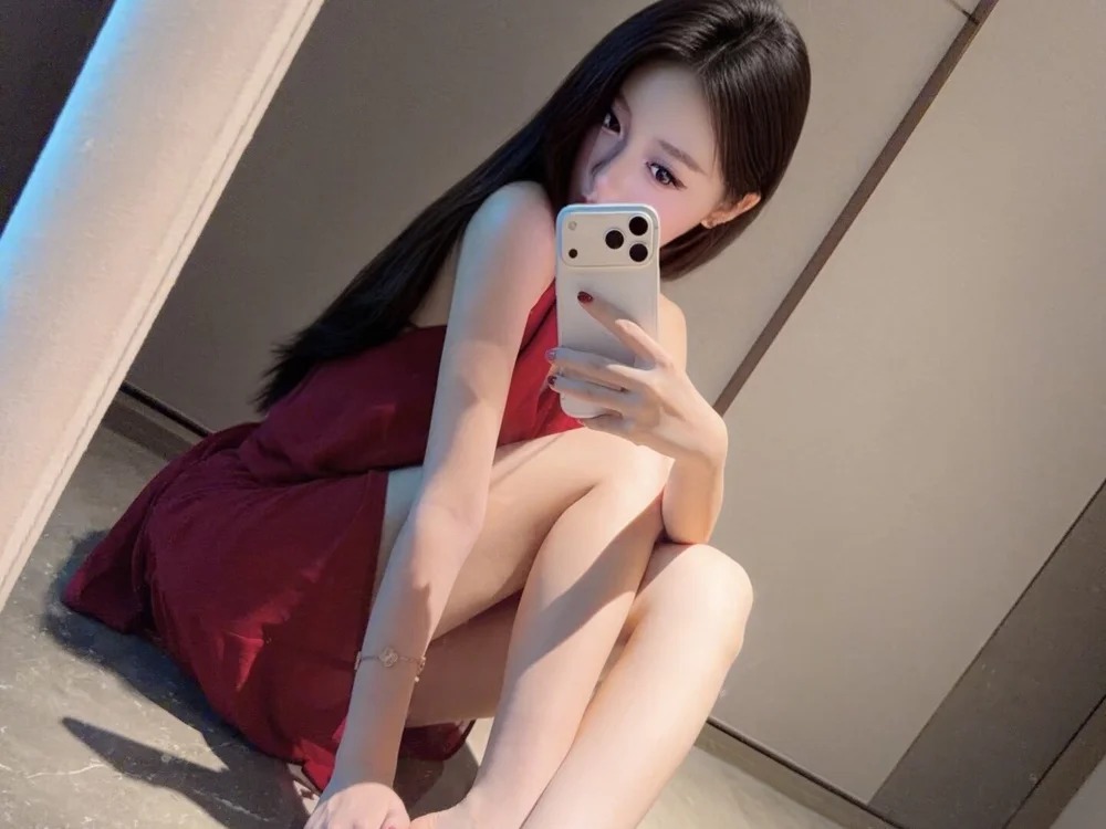 Nancy-88 Chatroom