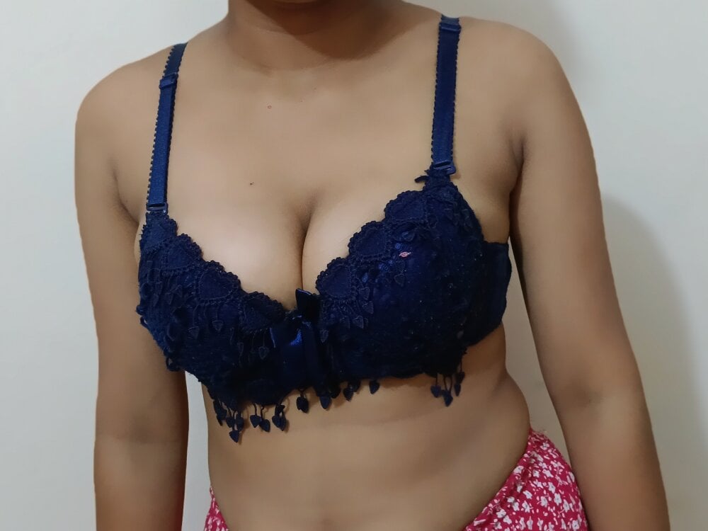 Nandini-1 Chatroom