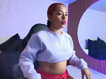 naomii-69