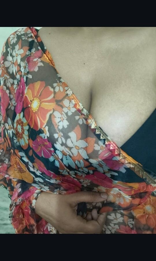 Naughty_Bitchh Chatroom