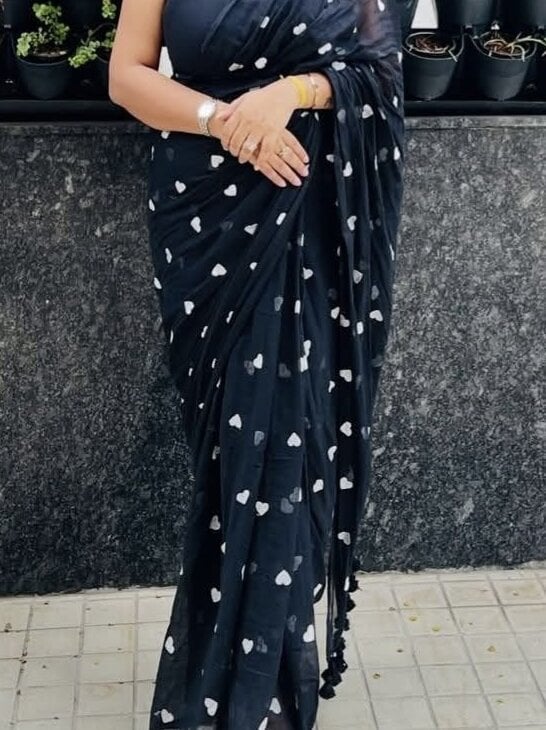 Naughty_babee Chatroom