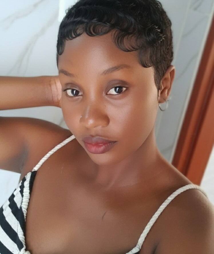 Naughtybadgal Chatroom