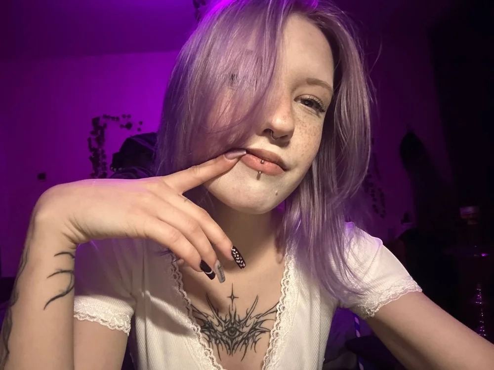 NellyMars Chatroom