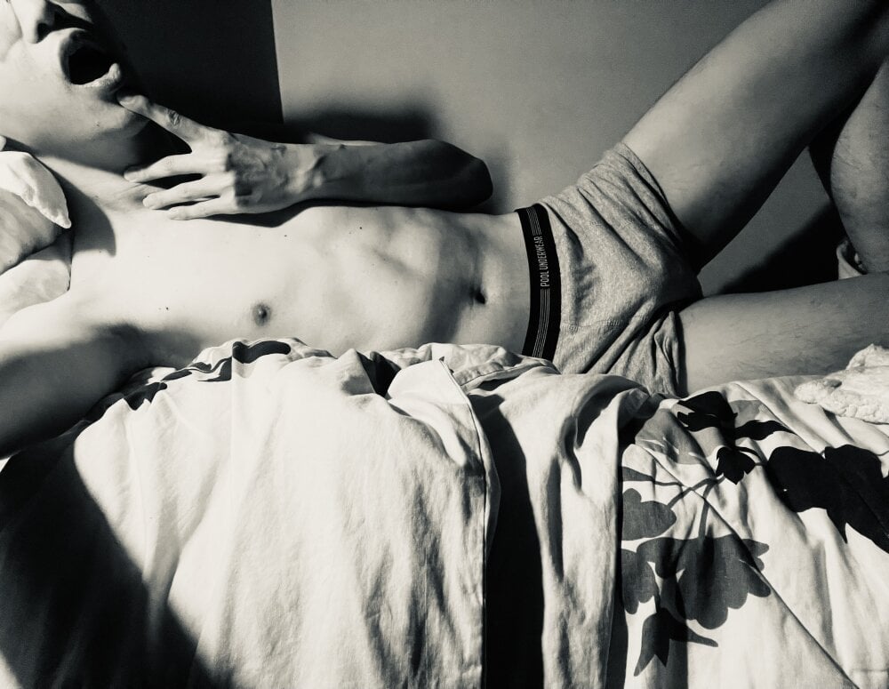 NerdyAsian1701 Chatroom