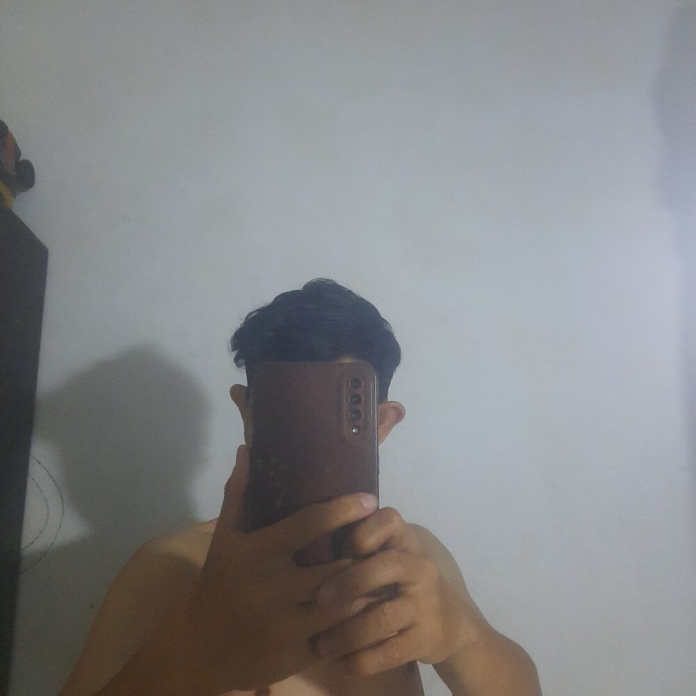 Newbieehyper Chatroom