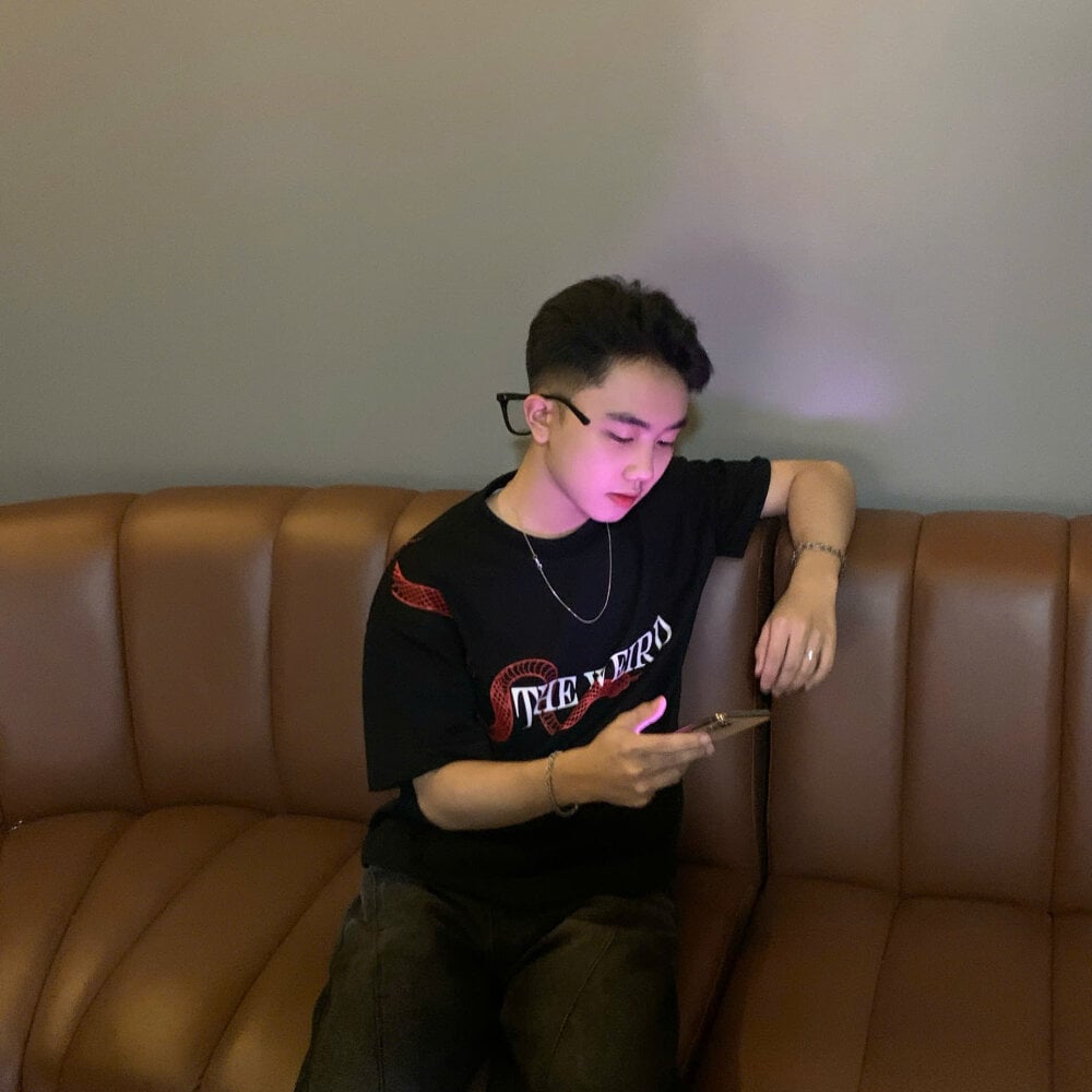 Nguyen07_x11 Chatroom