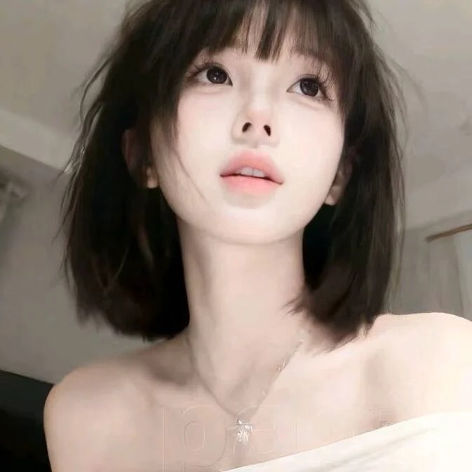 Nicole-- Chatroom
