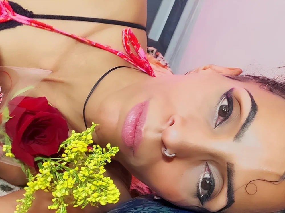 NicoleBenoit Chatroom