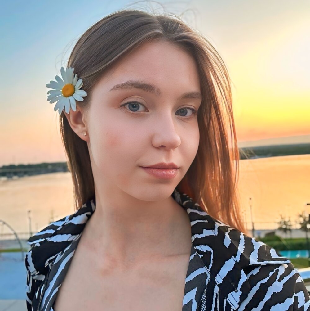 NicolePelosi Chatroom