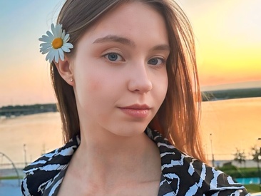 nicolepelosi