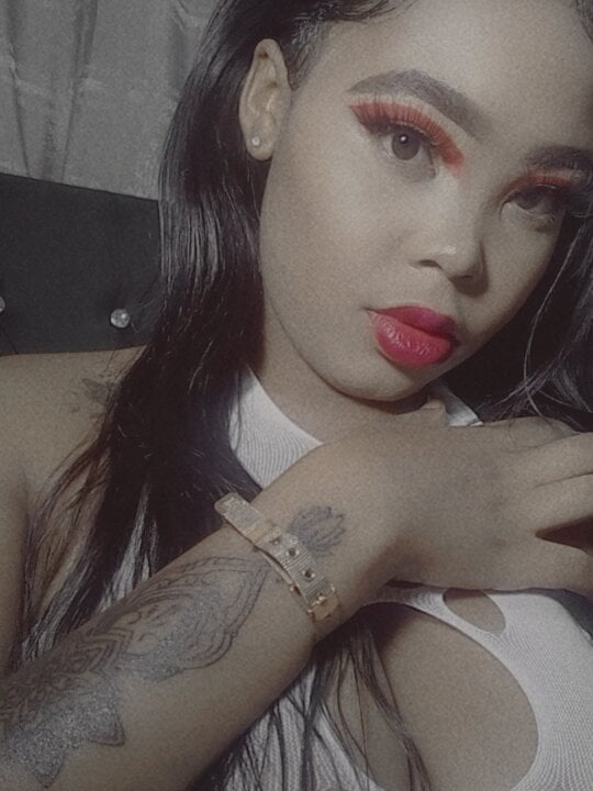 Nicole_Liam_ Chatroom