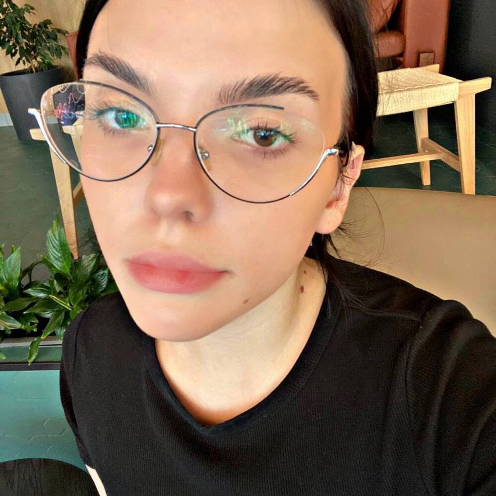 NicolettaShea Chatroom