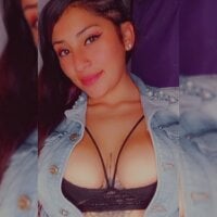 Nicolle_Collins Chatroom