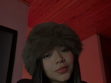 nikavelvet1