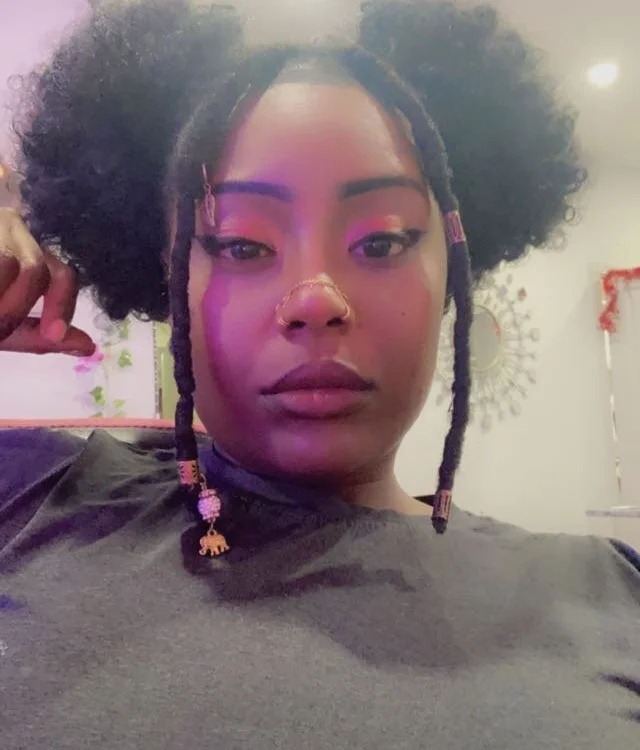 Nikki_Waters Chatroom