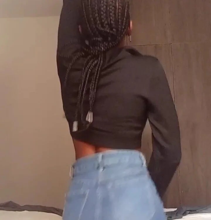 Nikki_bee Chatroom
