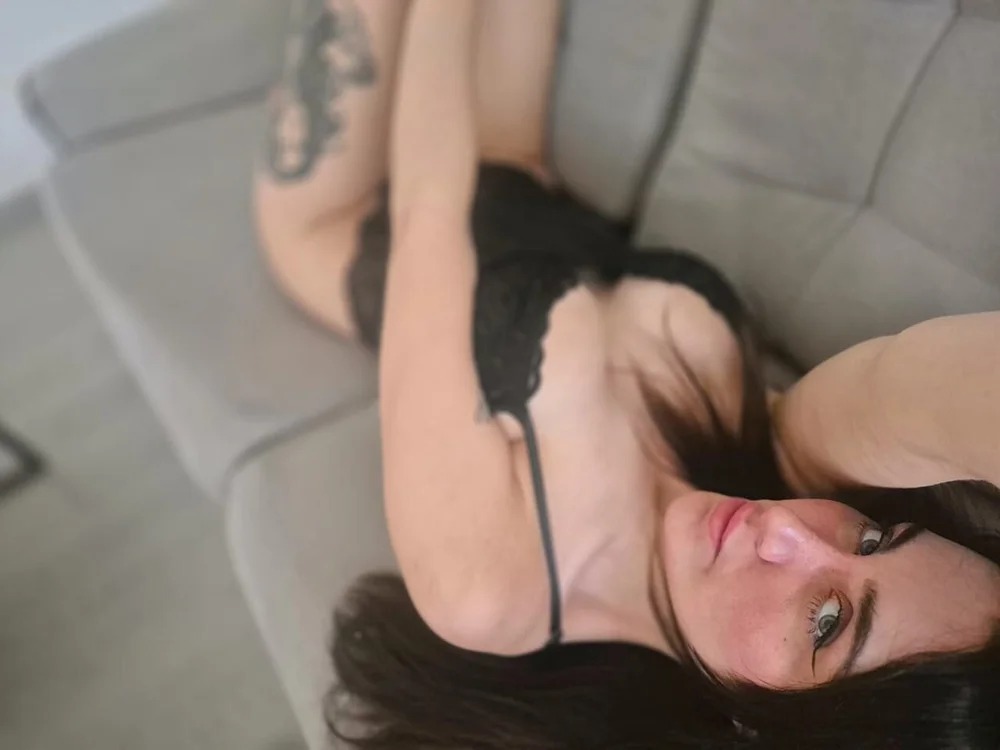 Nikkirodriguez Chatroom