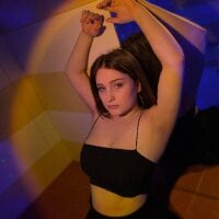 Nikole12_ Chatroom