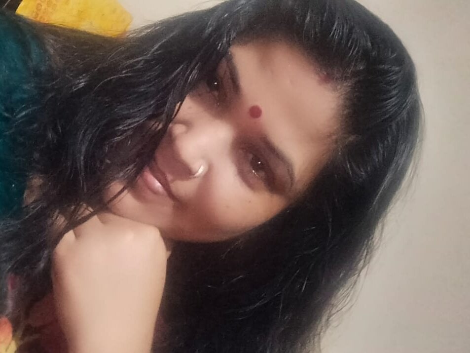 Nila_Boudi Chatroom