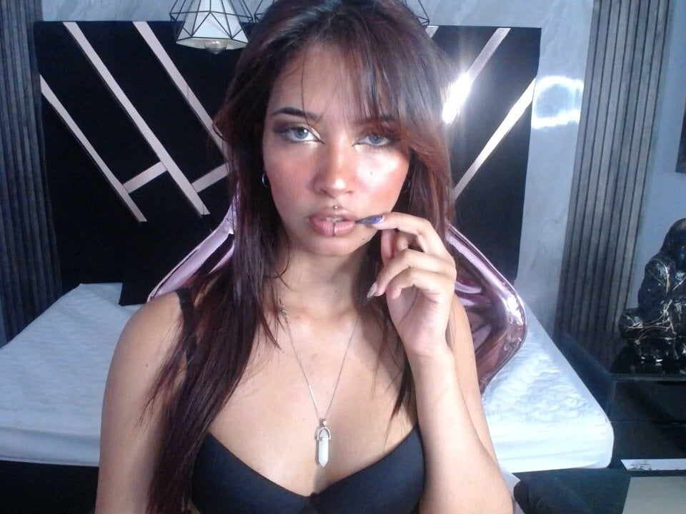 Nilia__ch Chatroom