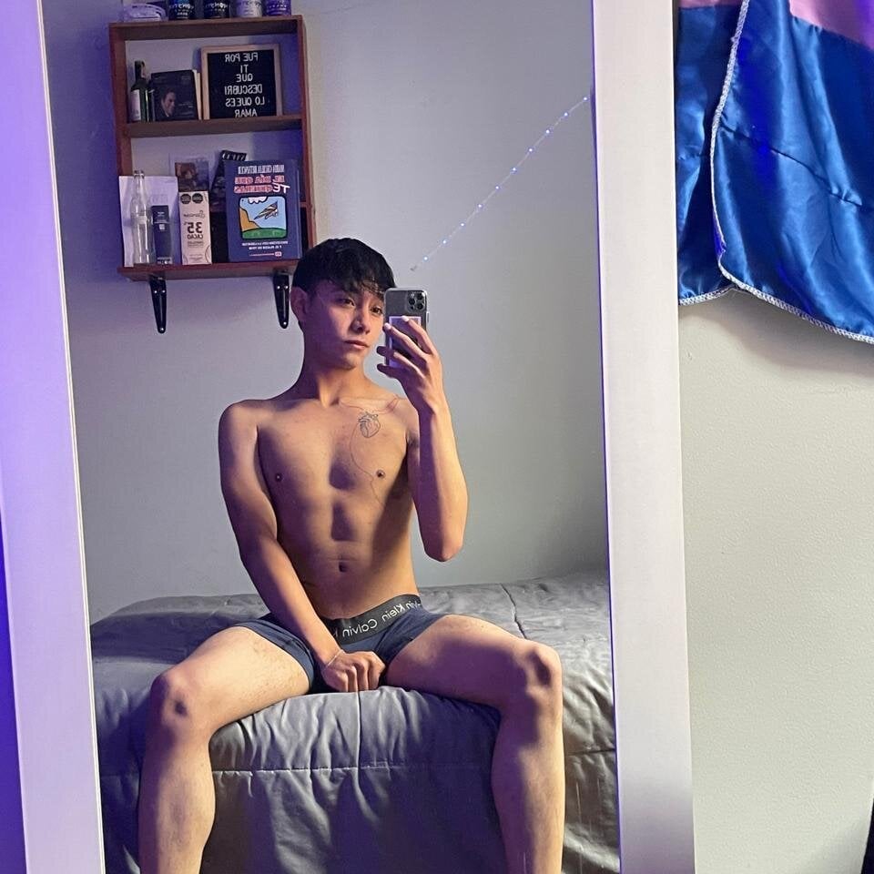 Noah_Slim Chatroom