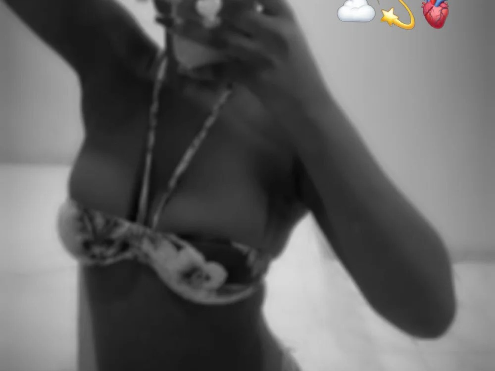 NylaVoss Chatroom