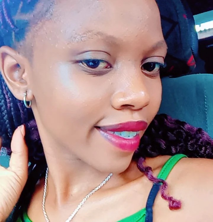 NymphoRebel Chatroom