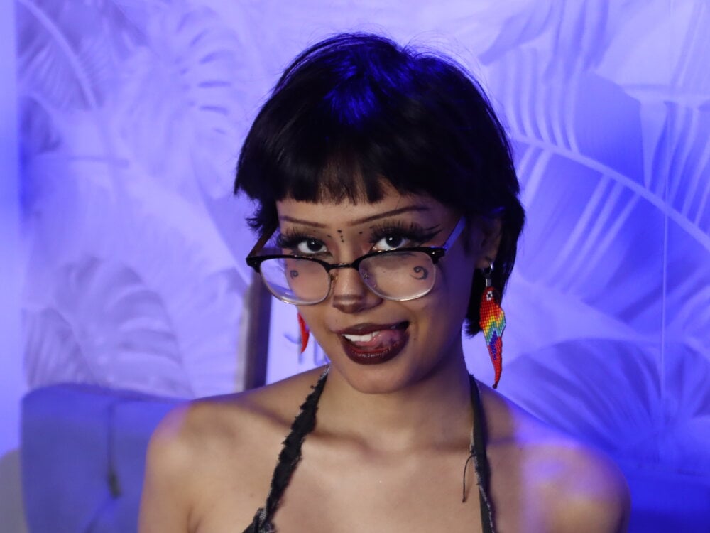 Nyxie_tk Chatroom