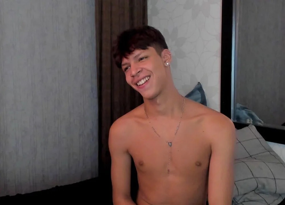 OLIIVER_TAY Chatroom