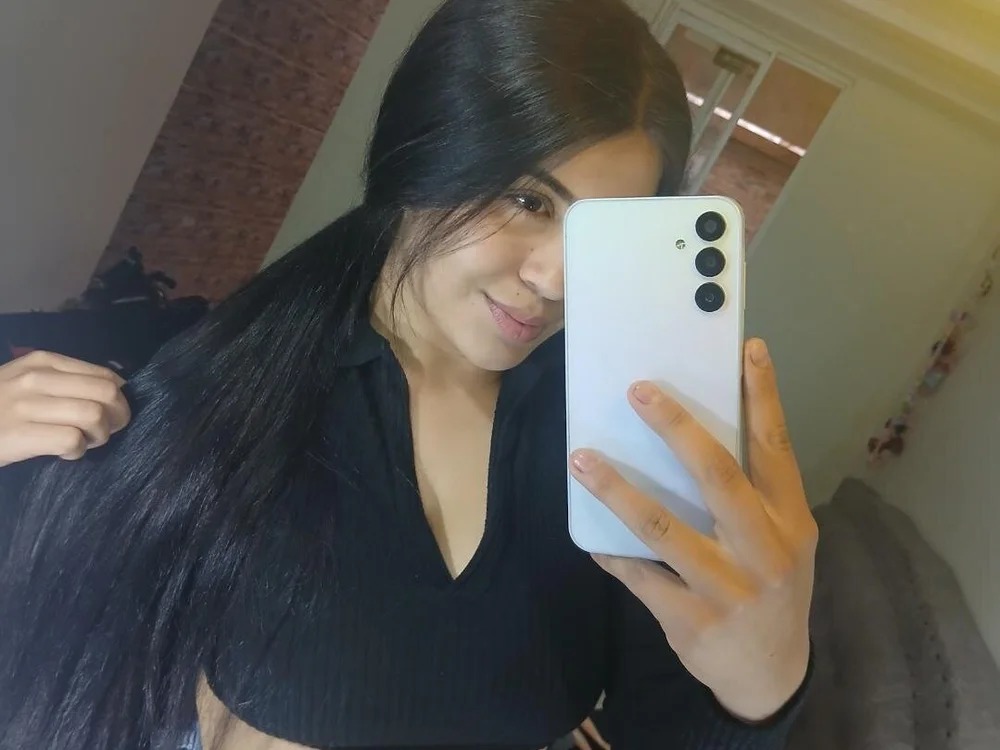 OLIVIA_GARCIA__ Chatroom