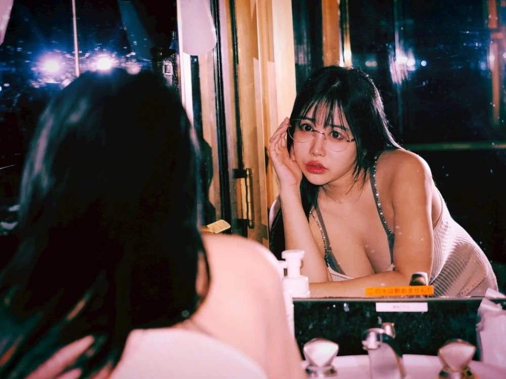 OPPAI_YABAI Chatroom