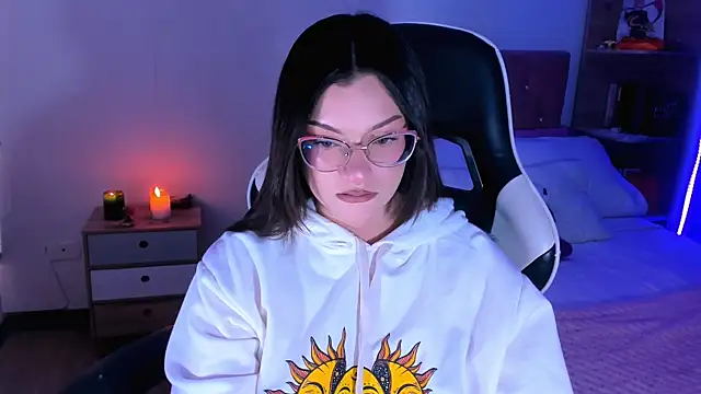 OphelianaRose33 Chatroom