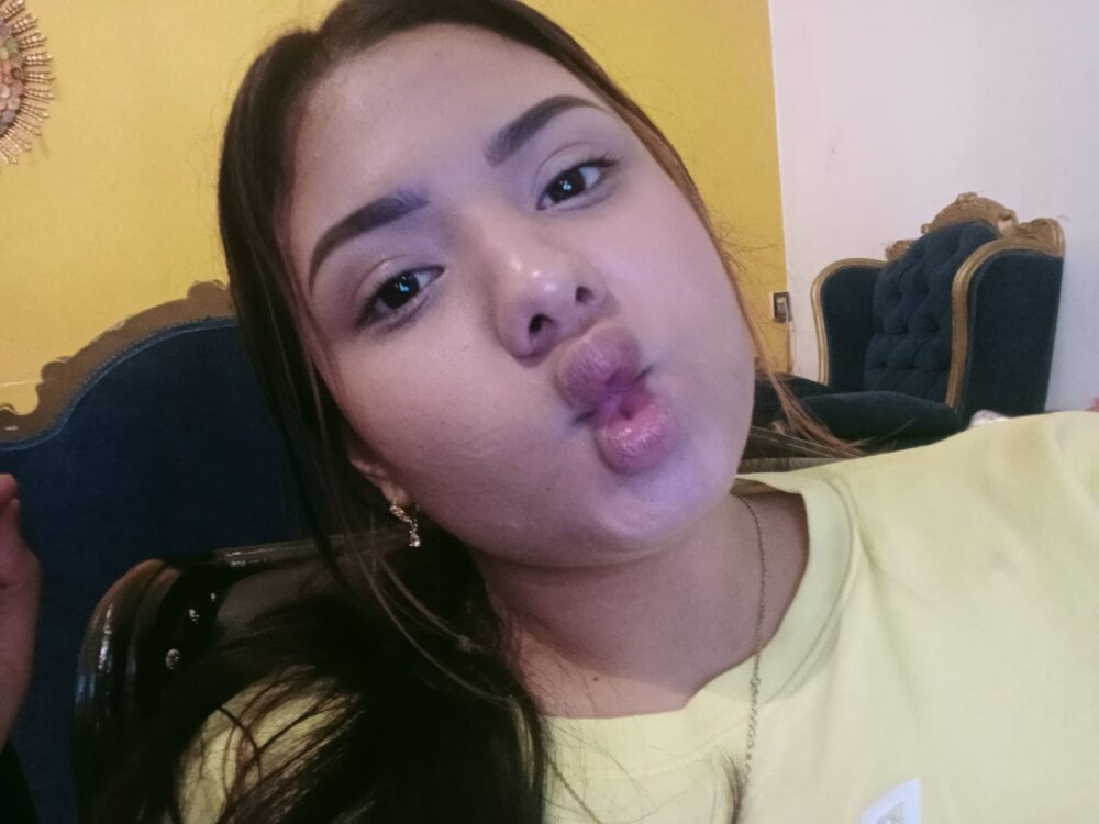Oriana_Garcia Chatroom