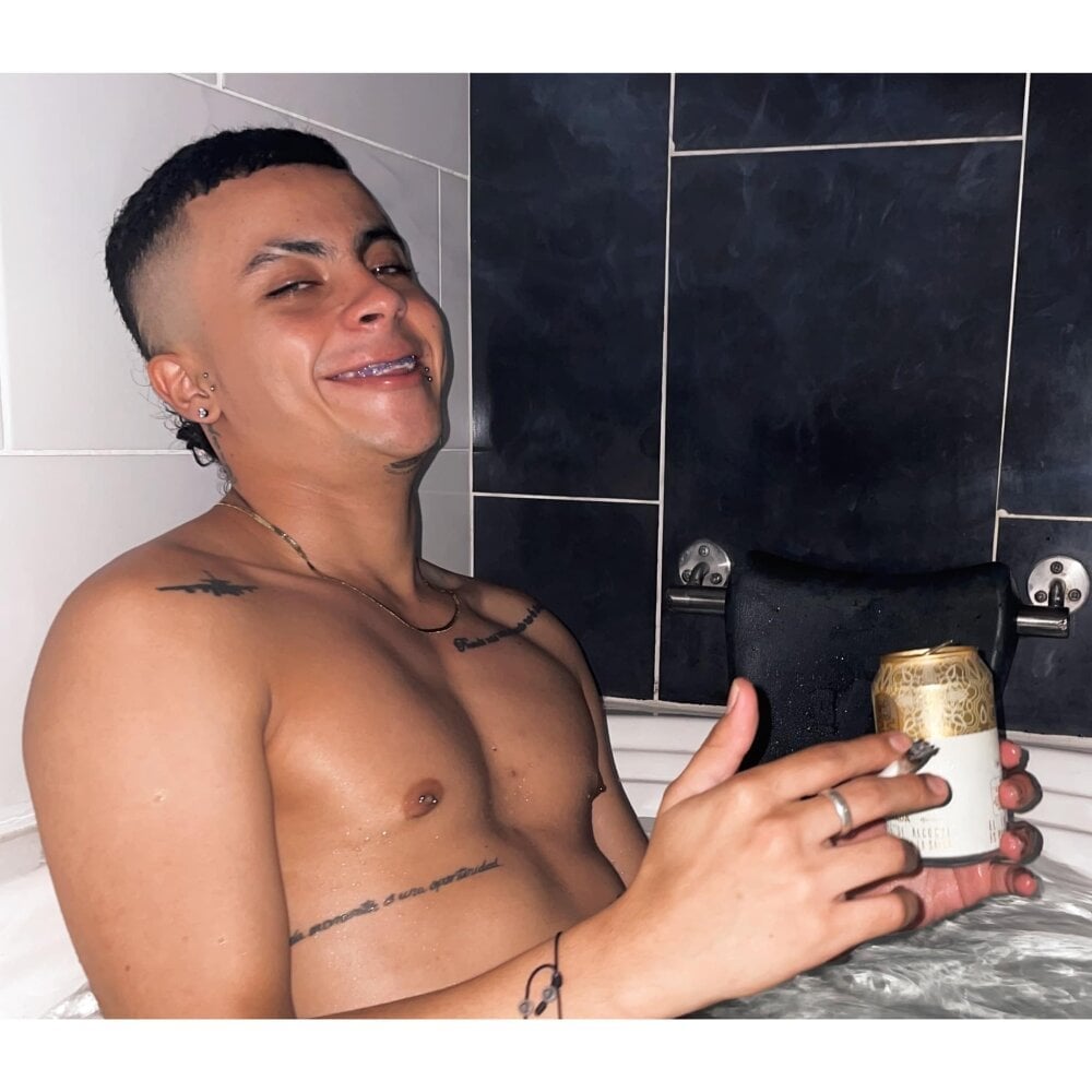 Ostensalvatore Chatroom