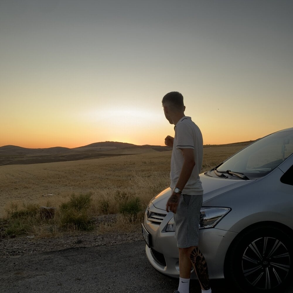 Otuzbiryazari Chatroom