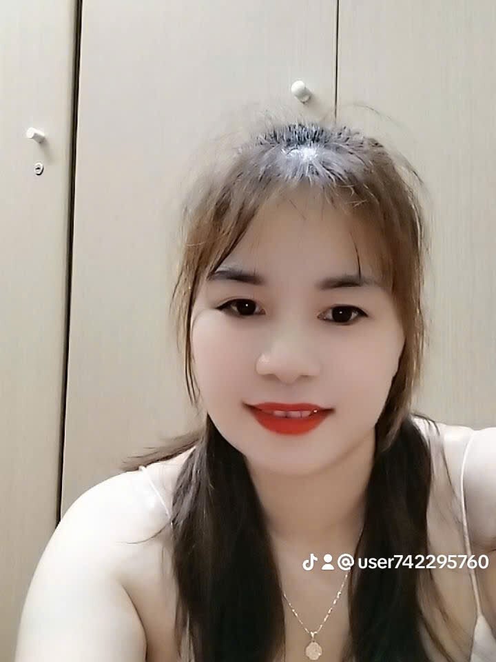 Owe_chan Chatroom