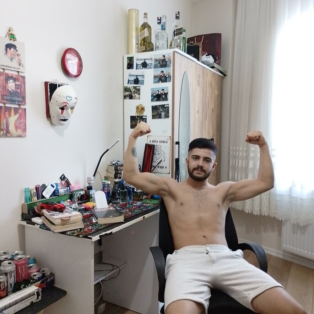 Ozi1910 Chatroom