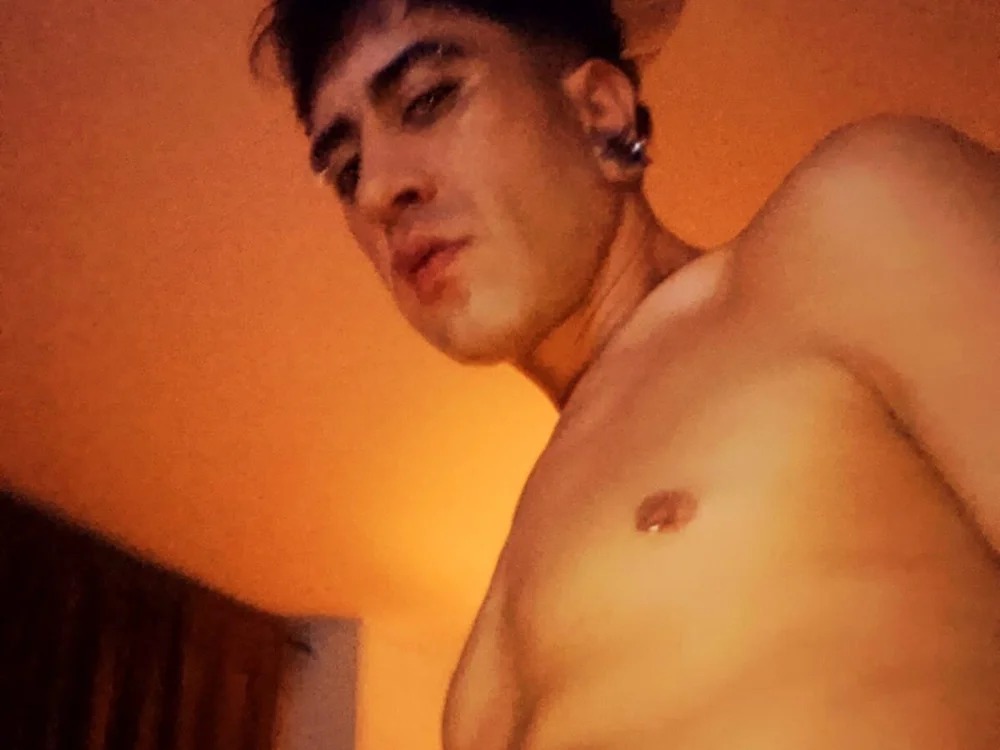 PODEROSO_SAMAEL Chatroom