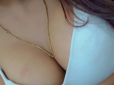 pooja-sharma-69