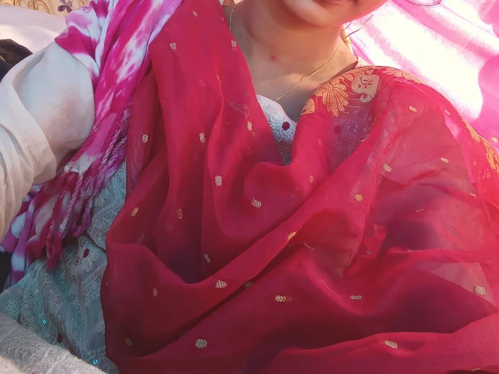 PRIYAHOT99 Chatroom