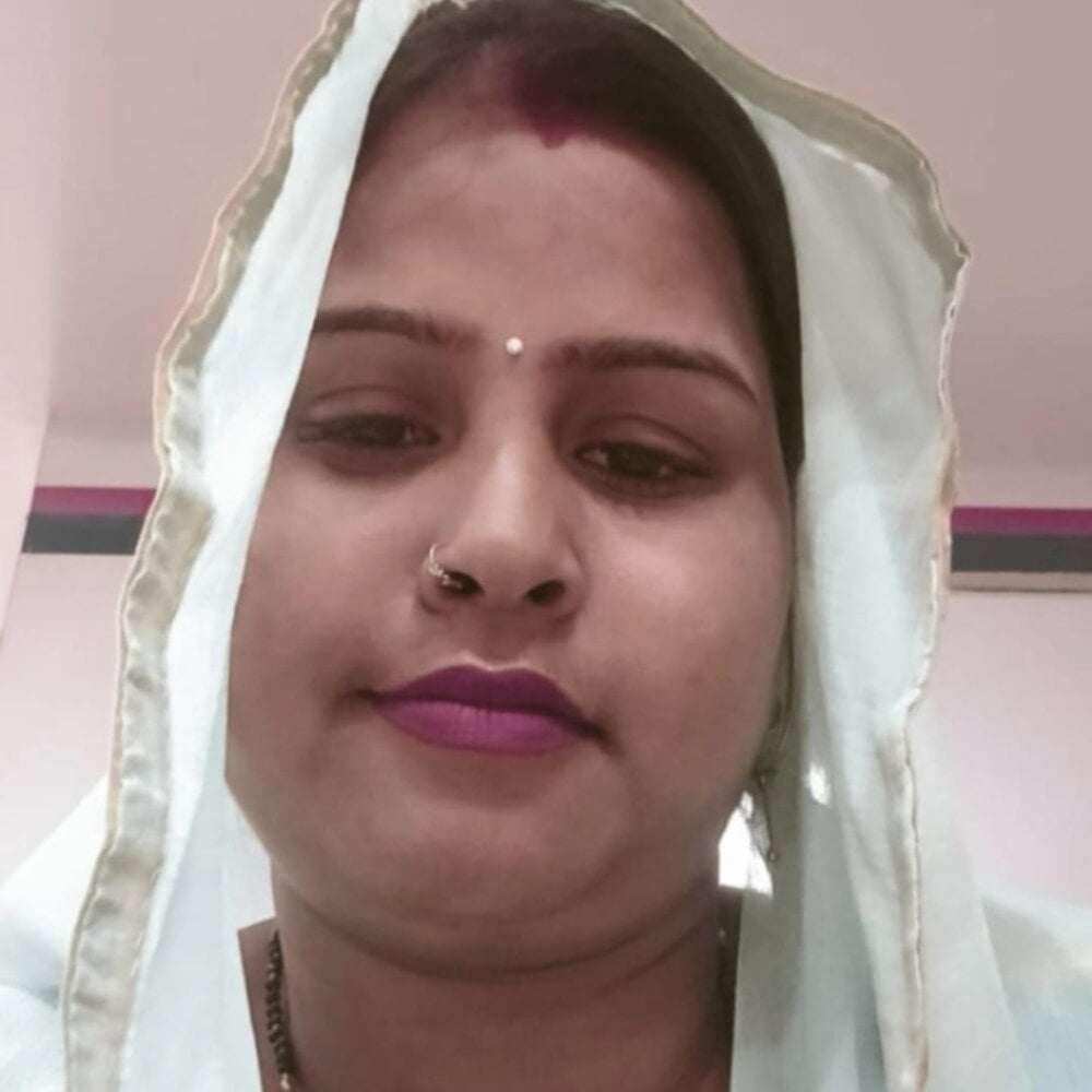 PRIYA_43 Chatroom